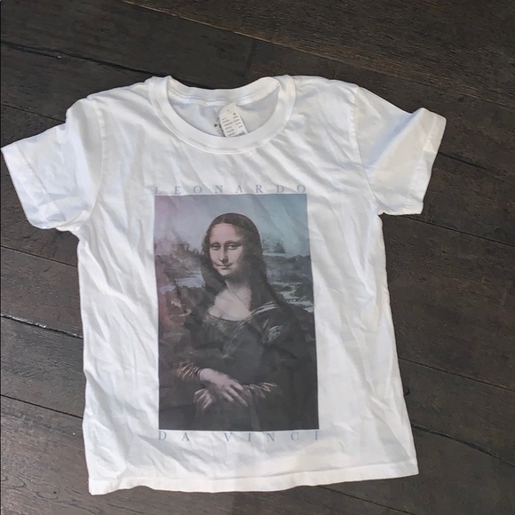 Too small - Picture 1 of 1